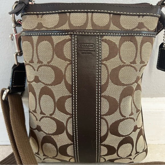 Coach Signature Stripe Swingpack Khaki Brown Leather Crossbody #F06016 - Picture 3 of 16